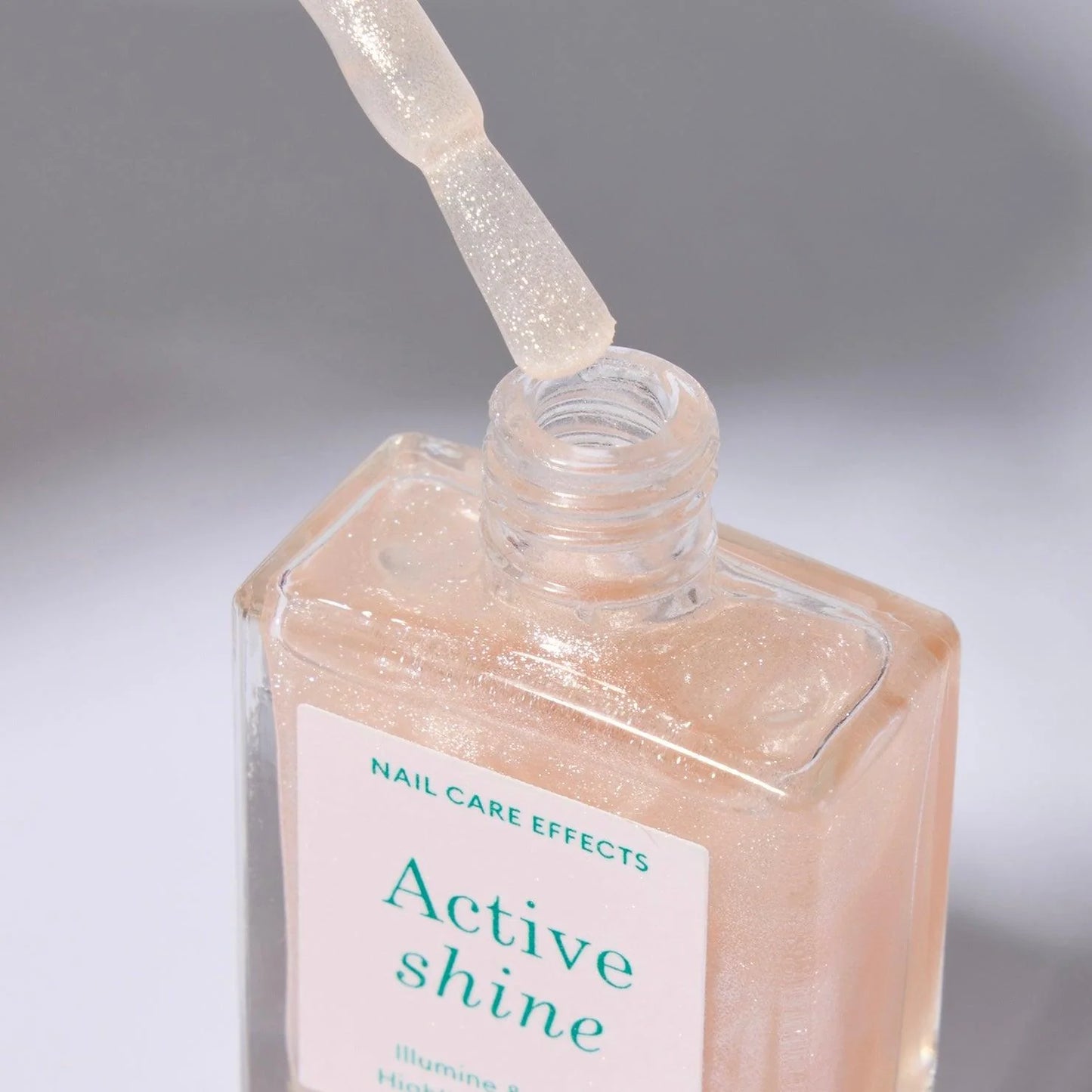 Active Shine Pearlescent Sheer Polish